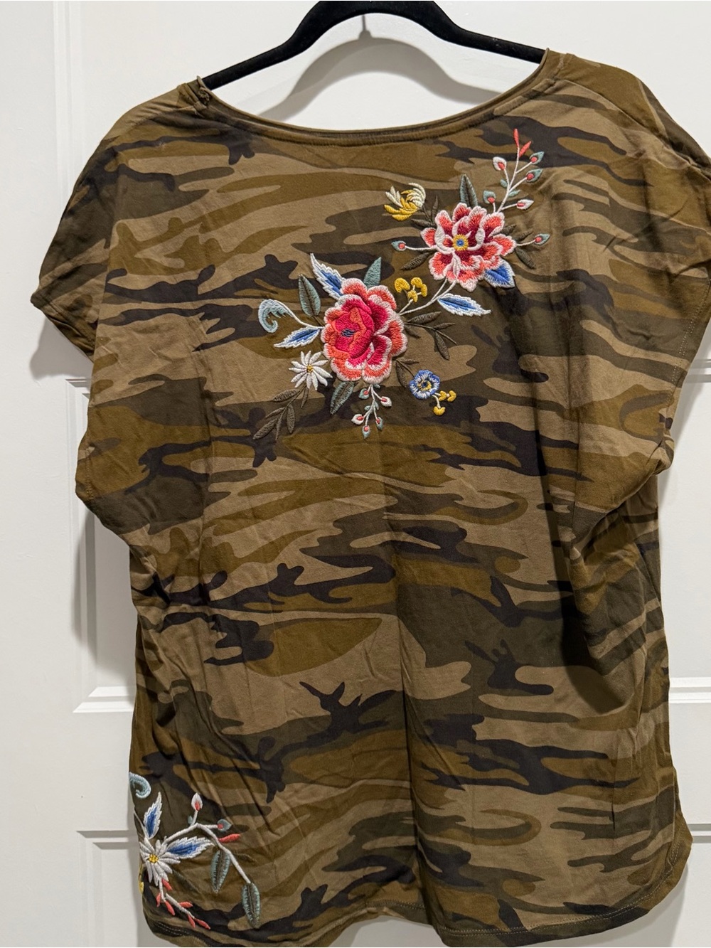 Johnny Was Floral Embroidered Camo Women's Tee - Olive Green - Picture 4 of 6